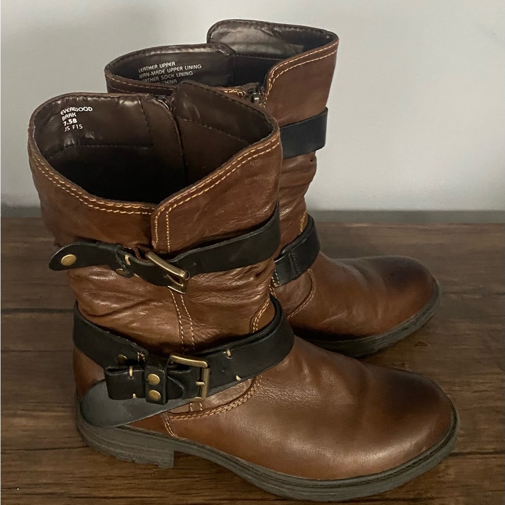 Brown Leather Buckle Boots
